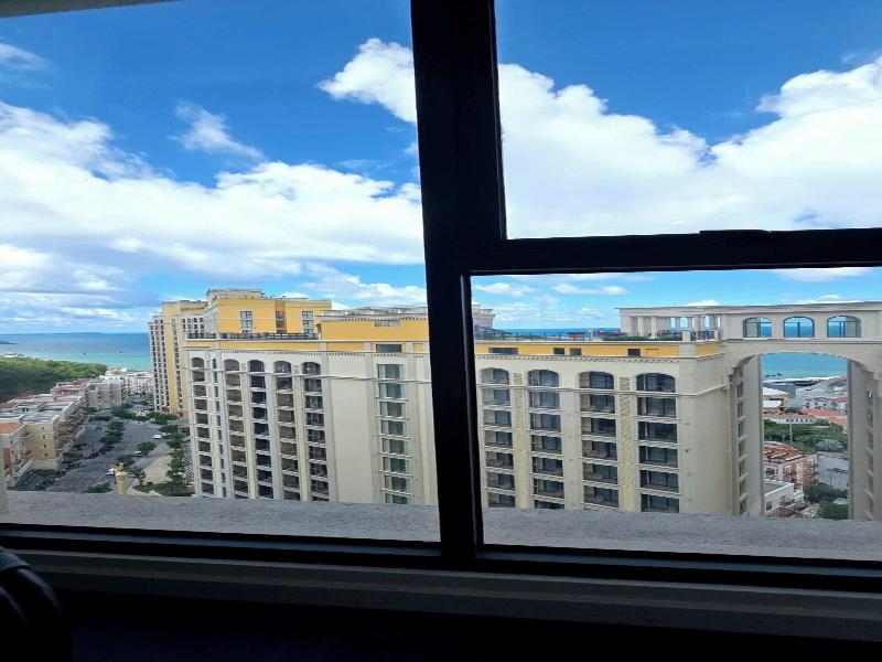 Azure Premium Apartments