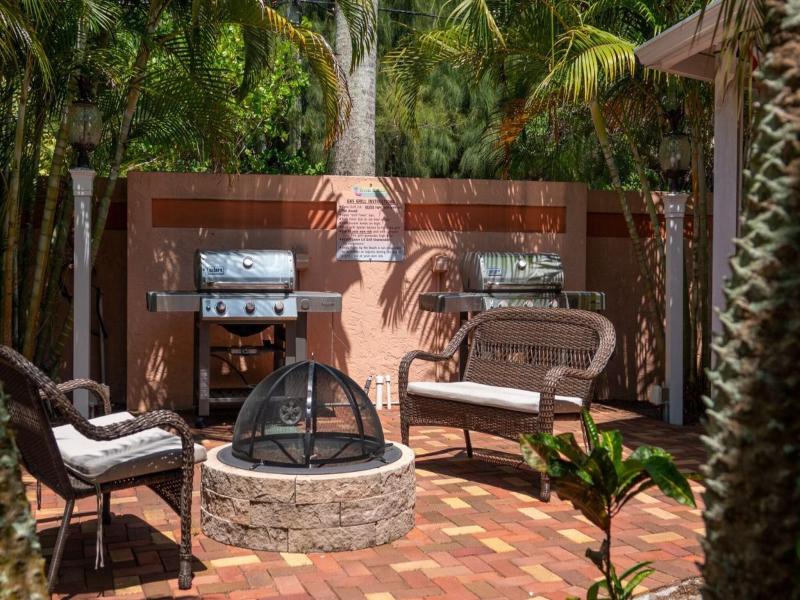 Siesta Key Inn image
