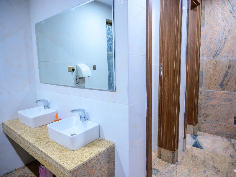 Exclusive Serene Hotel Abuja image