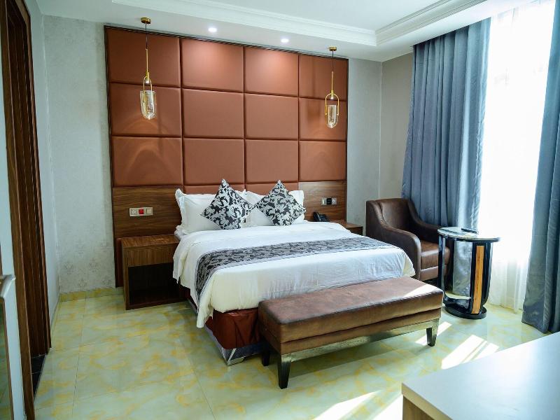 Exclusive Serene Hotel Abuja image