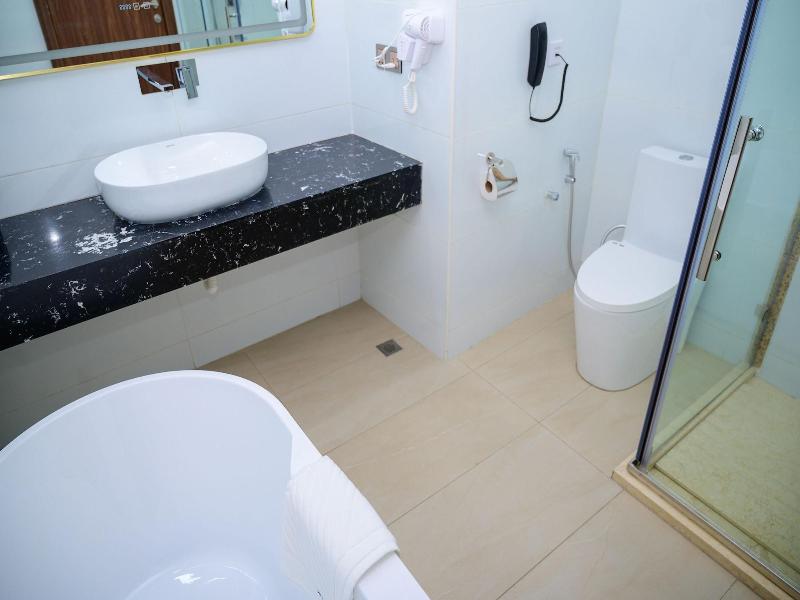 Exclusive Serene Hotel Abuja image