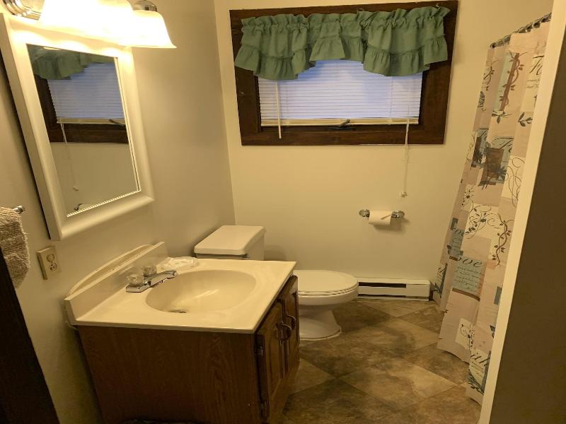 Echo Valley Cottages image
