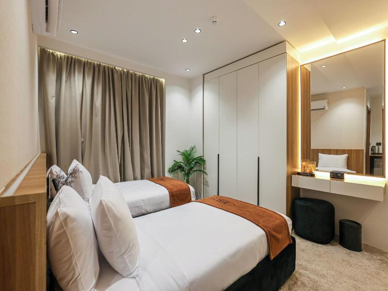 Royal Regency Hotel Eg image