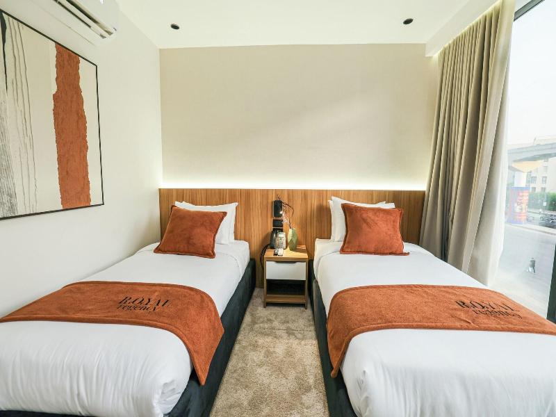 Royal Regency Hotel Eg image