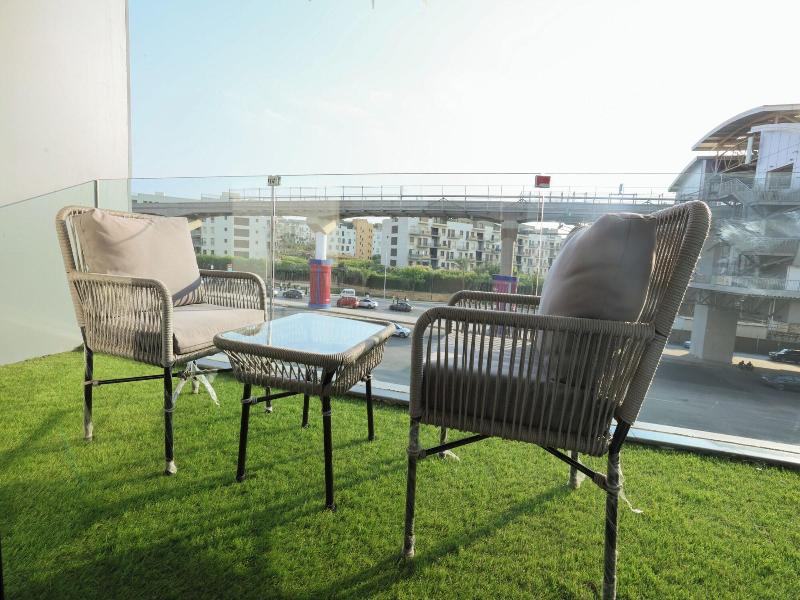 Royal Regency Hotel Eg image