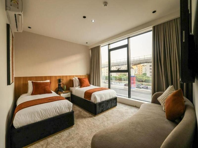 Royal Regency Hotel Eg image