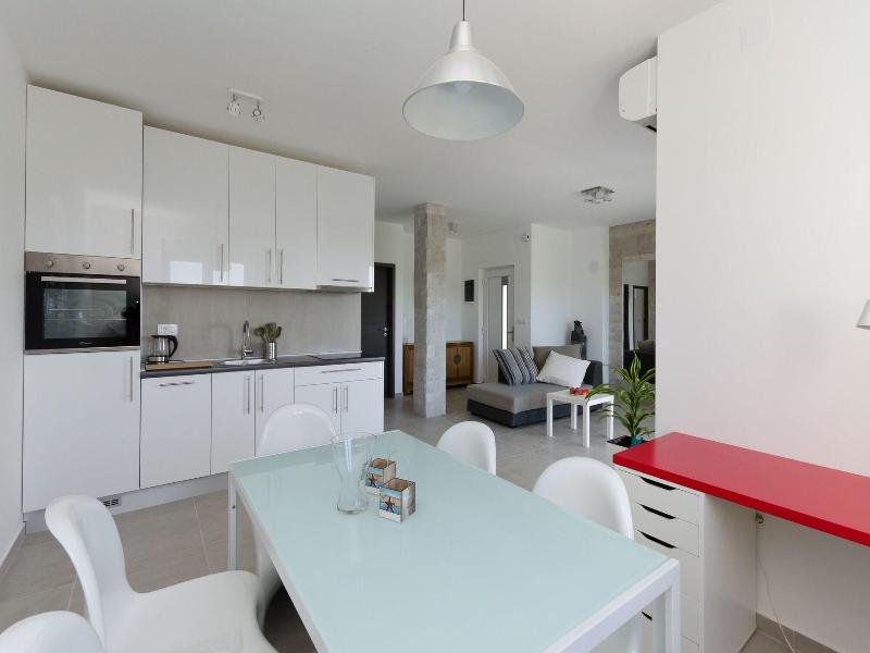 Apartments Residence Romance image