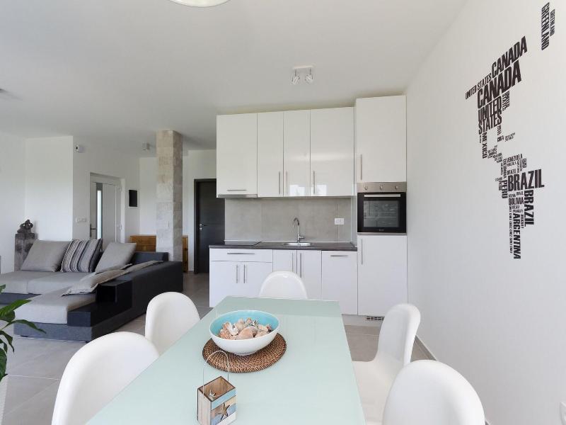 Apartments Residence Romance image