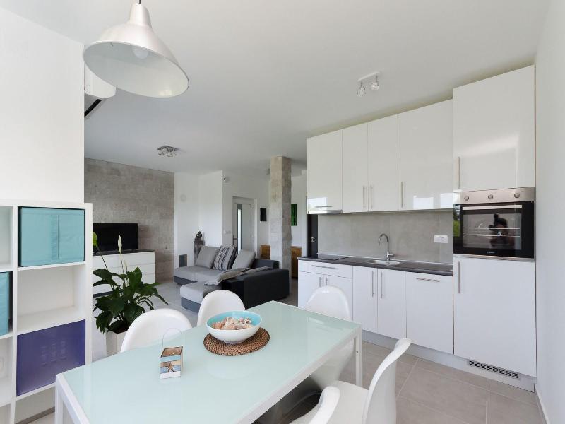 Apartments Residence Romance image