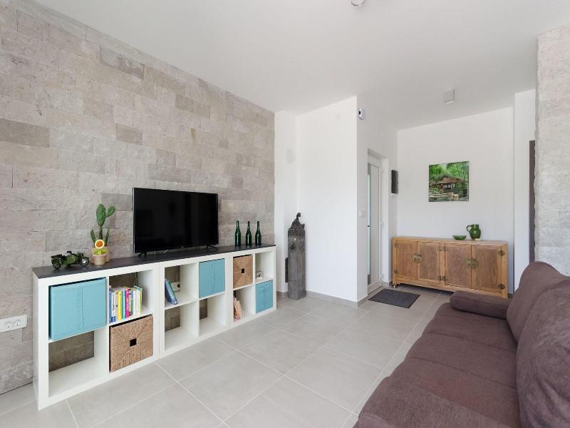 Apartments Residence Romance image