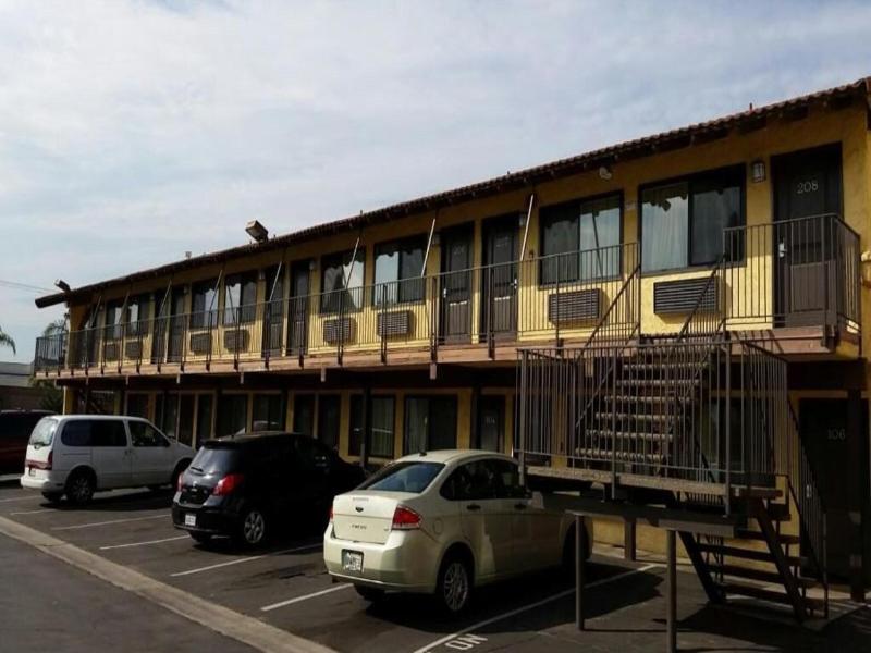 Sierra Inn image