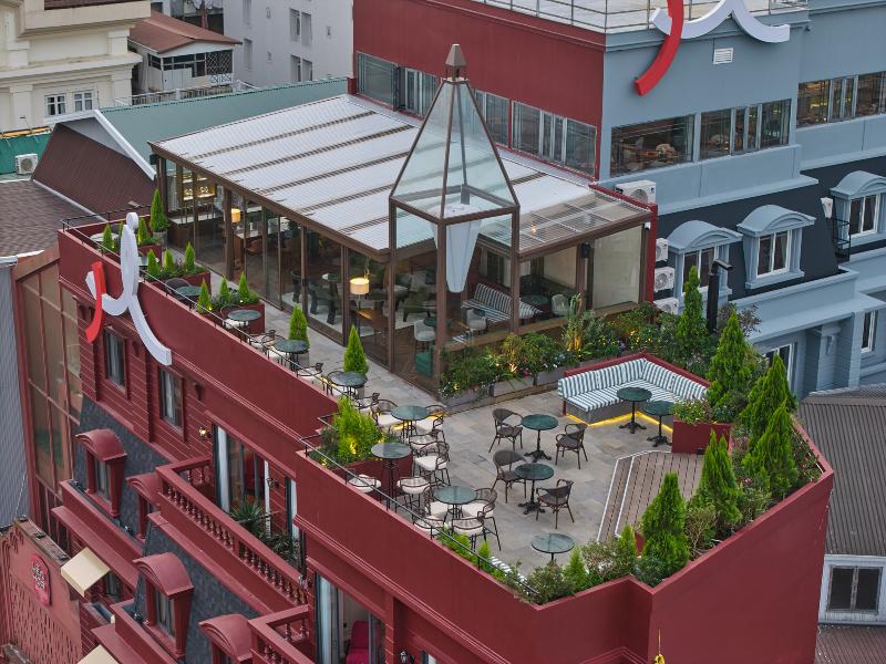 M Village Premier Hotel Xuân Hương Lakeside