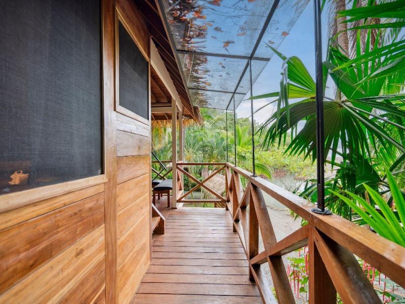 Central Hotel Bocas Del Toro image