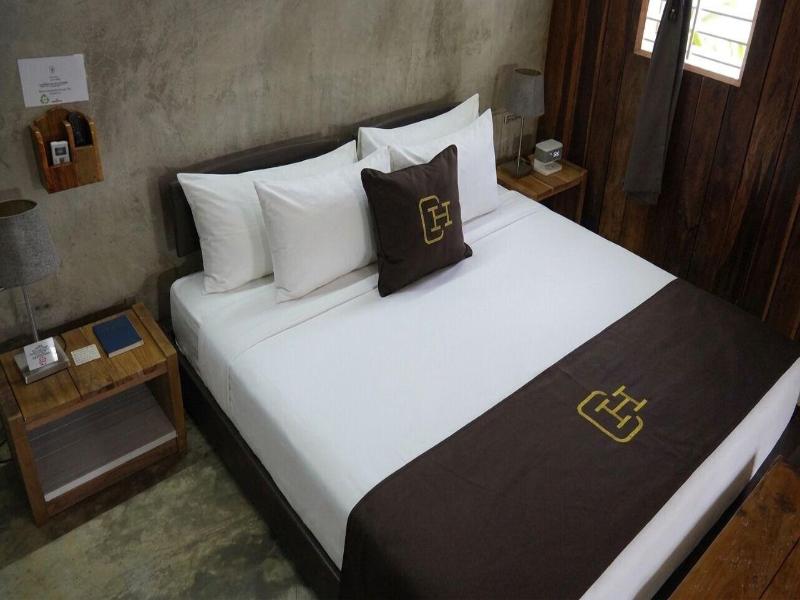Central Hotel Bocas Del Toro image