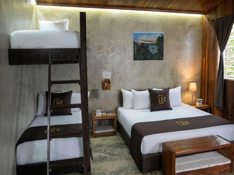 Central Hotel Bocas Del Toro image
