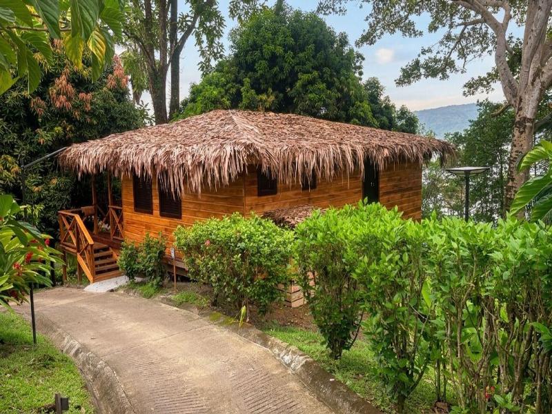 Central Hotel Bocas Del Toro image