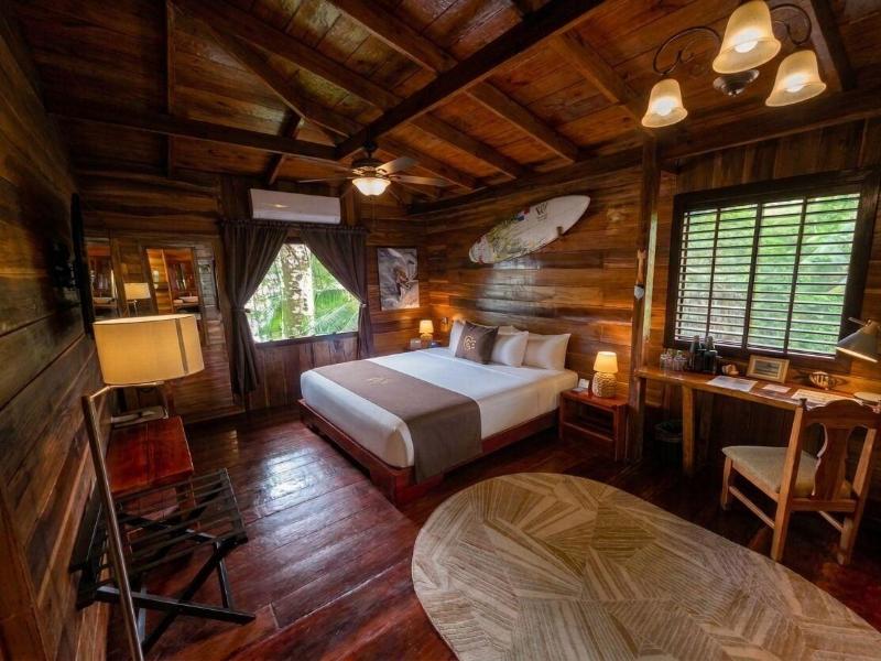 Central Hotel Bocas Del Toro image