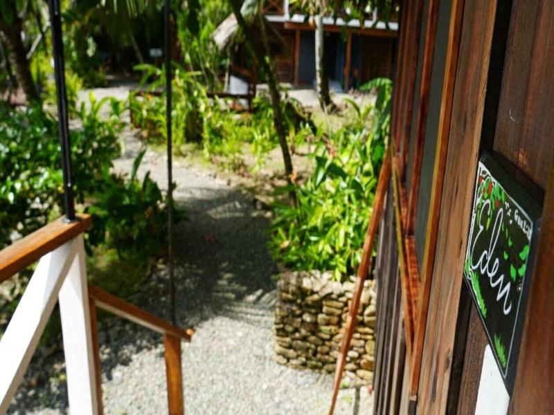 Central Hotel Bocas Del Toro image
