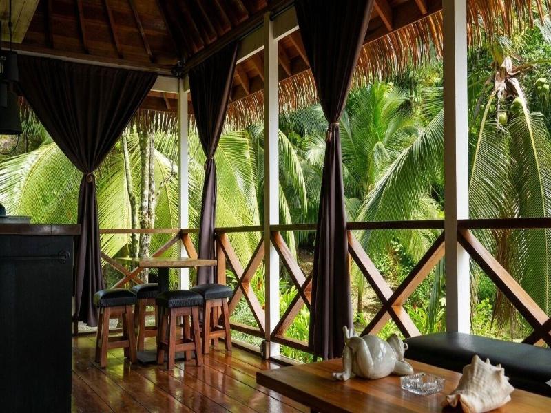 Central Hotel Bocas Del Toro image