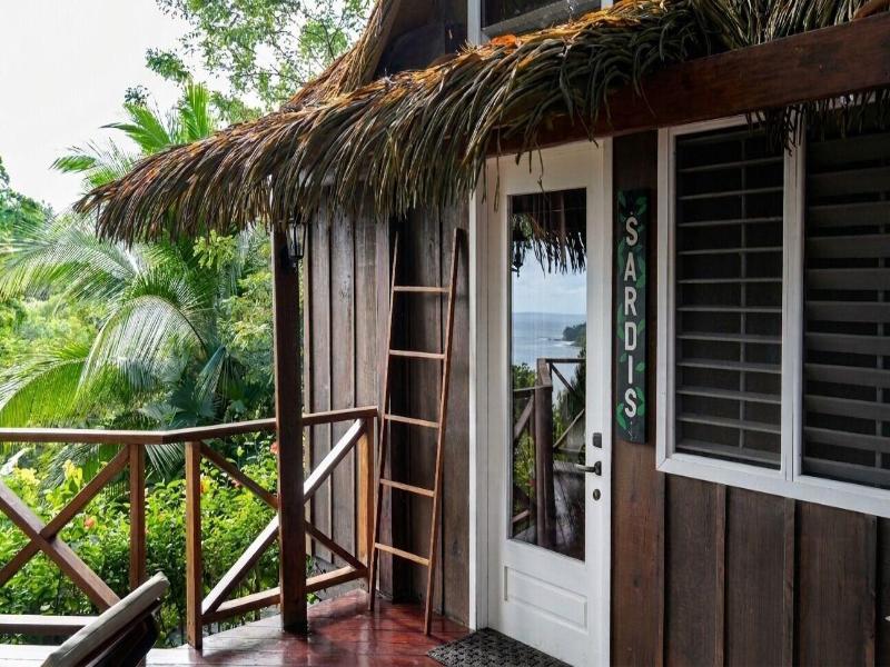 Central Hotel Bocas Del Toro image