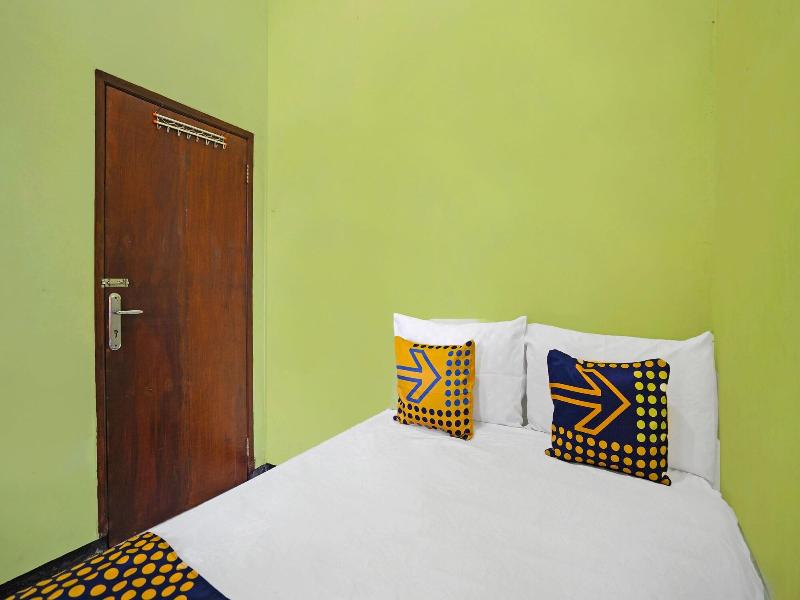 Oyo Life 91869 Insan Mulia Kost Syariah image