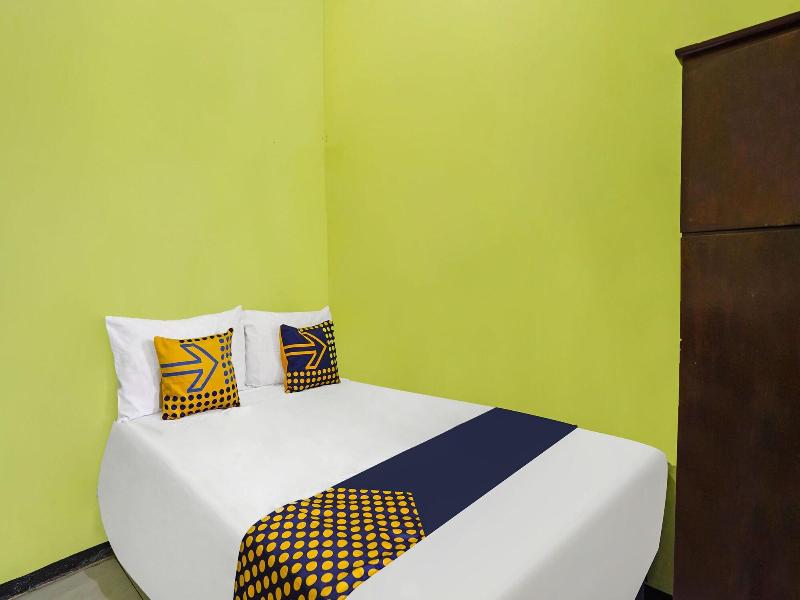 Oyo Life 91869 Insan Mulia Kost Syariah image