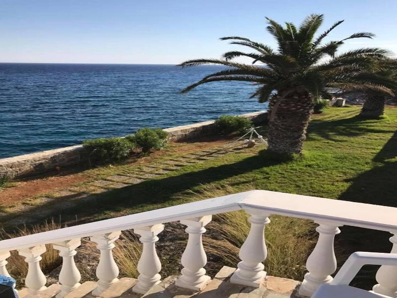 Cypriana Apartments
