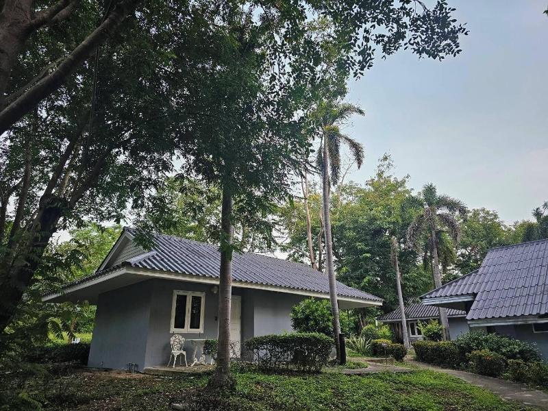 Kaengkrachan Diamond Green Resort image