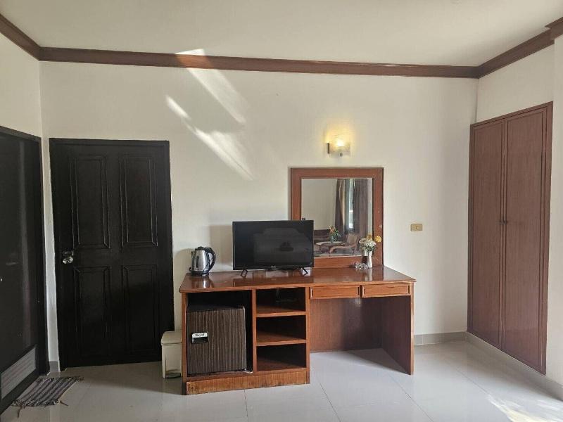 Kaengkrachan Diamond Green Resort image