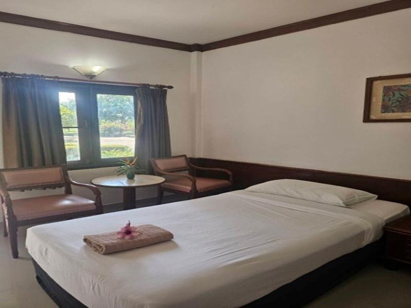 Kaengkrachan Diamond Green Resort image