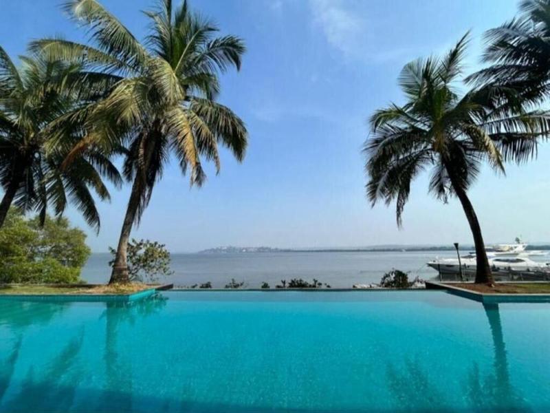 The Postcard On The Mandovi River image