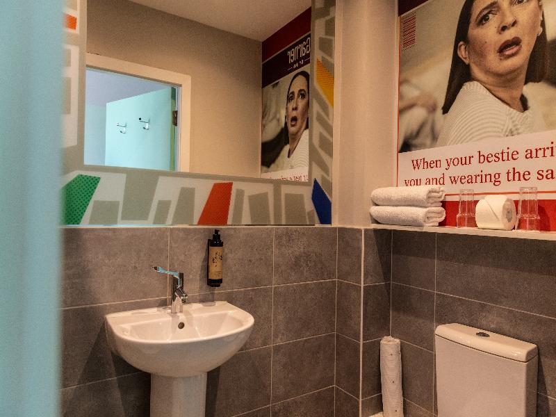 Garner Hotel Dublin Temple Bar by IHG image