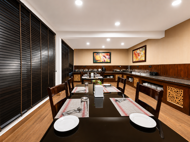 Span Inn & Suites By Alivaa Hotel — restaurant
