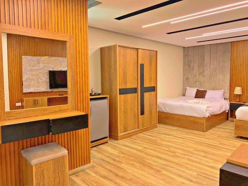 Roone Pyramids View Inn image