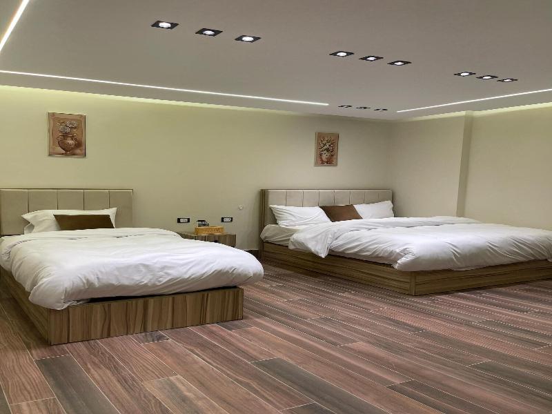 Roone Pyramids View Inn image