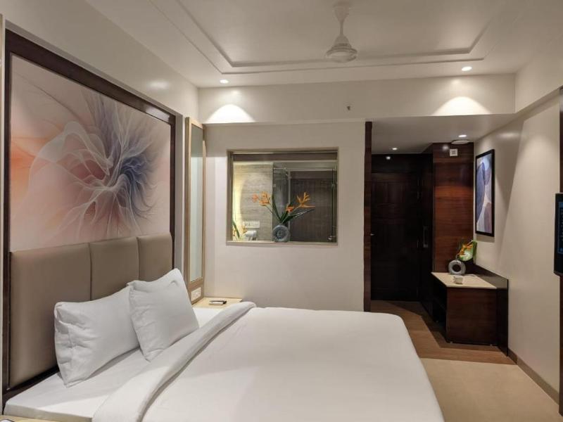 Meritas Grand Inn Calangute image