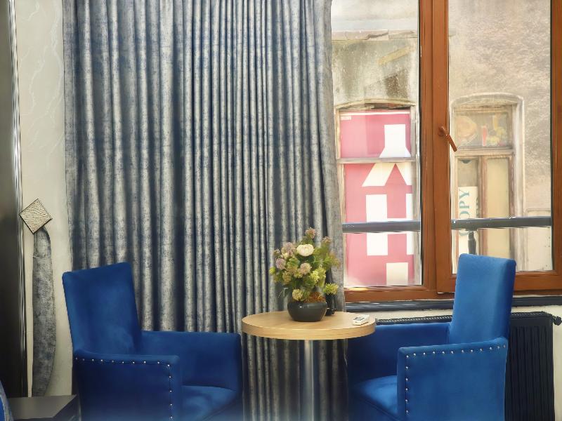 Blue Plus Hotel image