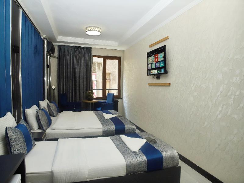 Blue Plus Hotel image