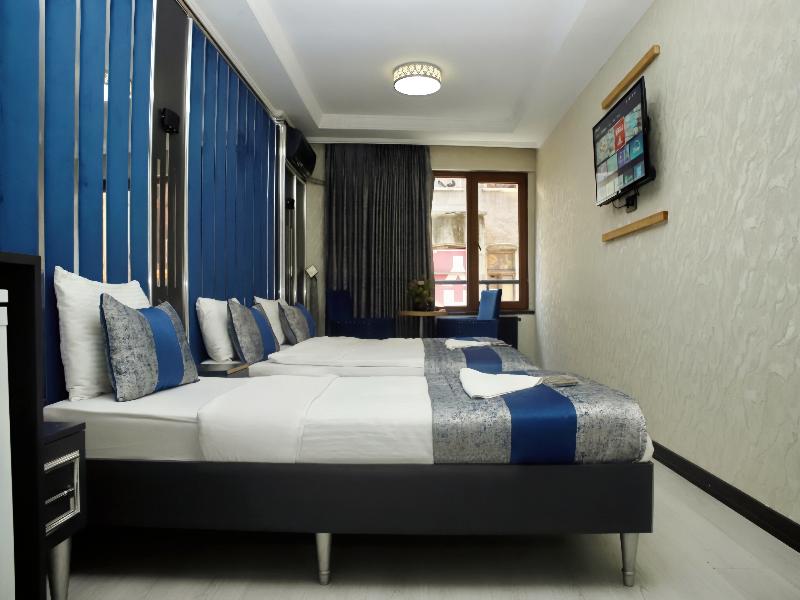 Blue Plus Hotel image