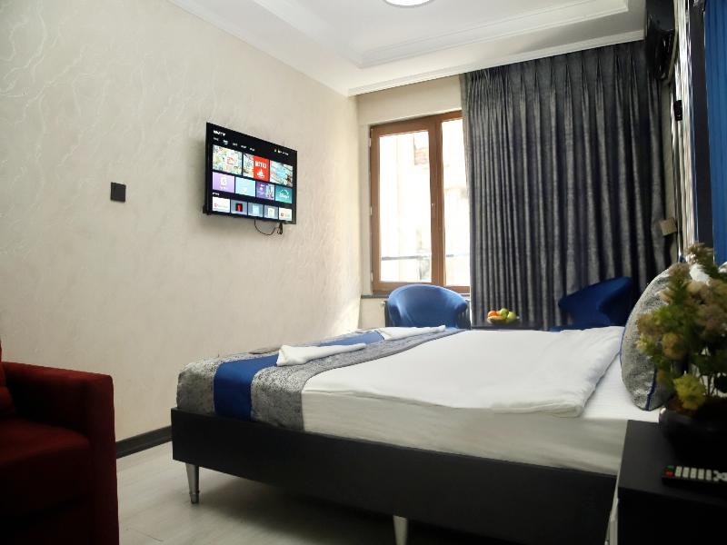 Blue Plus Hotel image