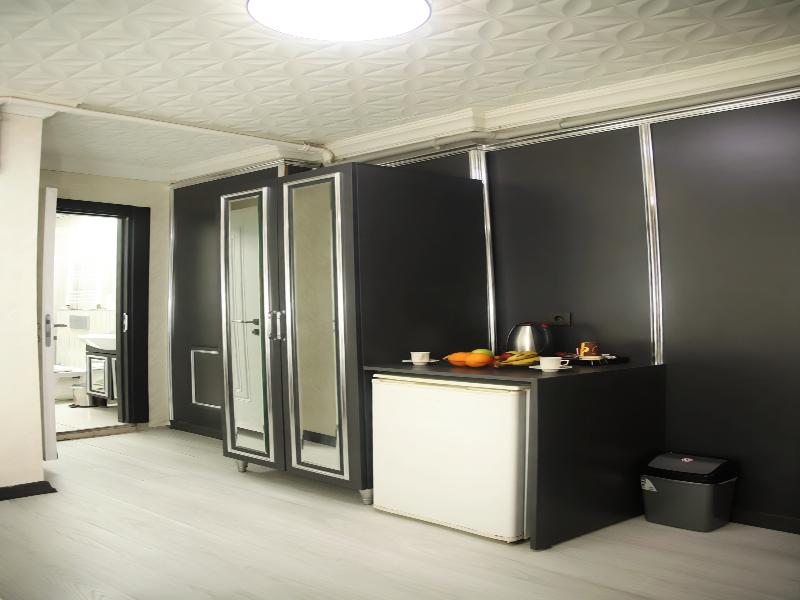 Blue Plus Hotel image