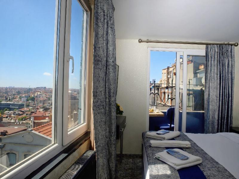 Blue Plus Hotel image