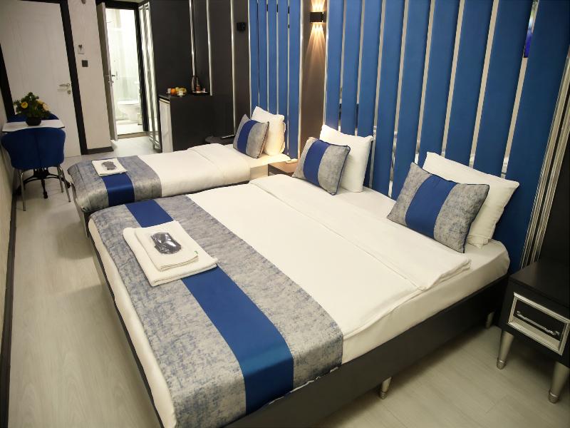 Blue Plus Hotel image