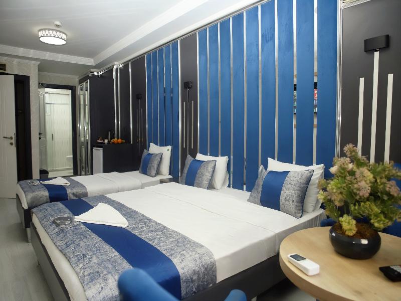 Blue Plus Hotel image
