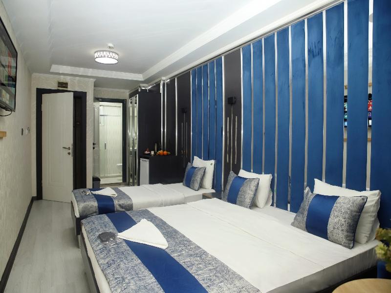 Blue Plus Hotel image