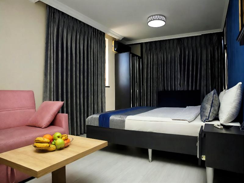 Blue Plus Hotel image
