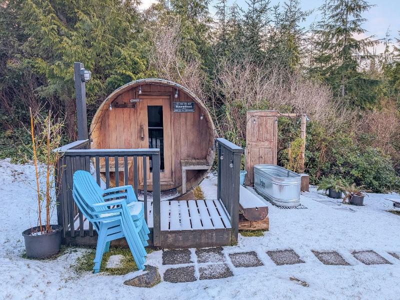 Little Beach Resort