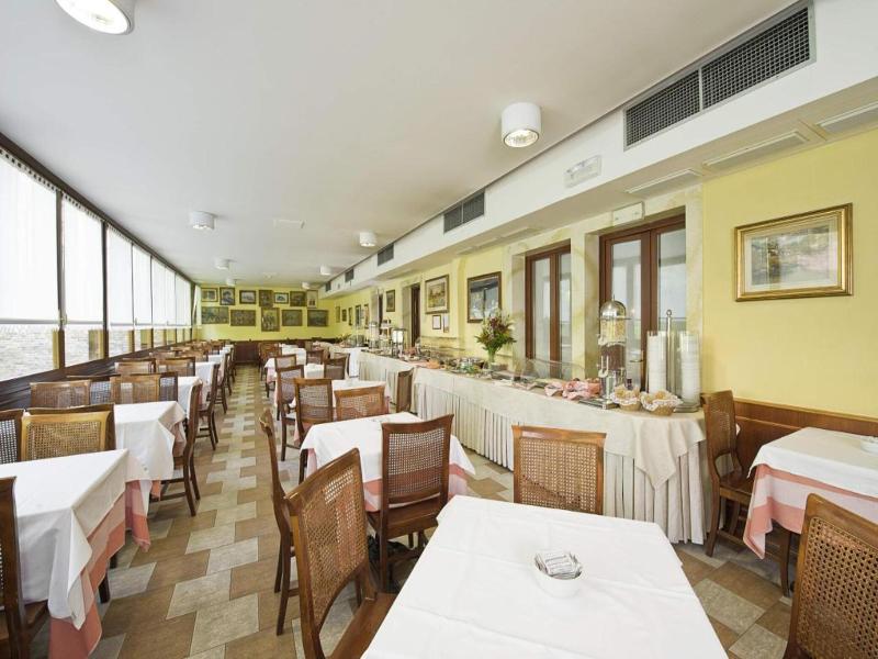 Hotiday Venezia Cannaregio — bar
