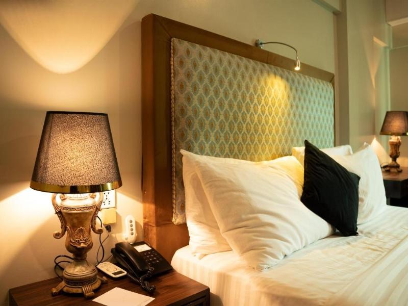 The Reserve Hotel image