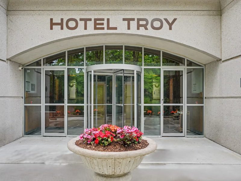 Hotel Troy, Trademark Collection By Wyndham image